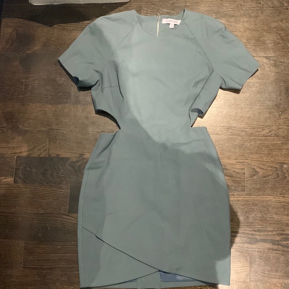 Elizabeth and James cut out dress - Picture 1 of 1